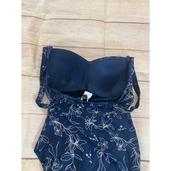 Nip Tuck Swimwear Women's Garden Line Foil Twist Swimsuit - 8 - Picture 12 of 14